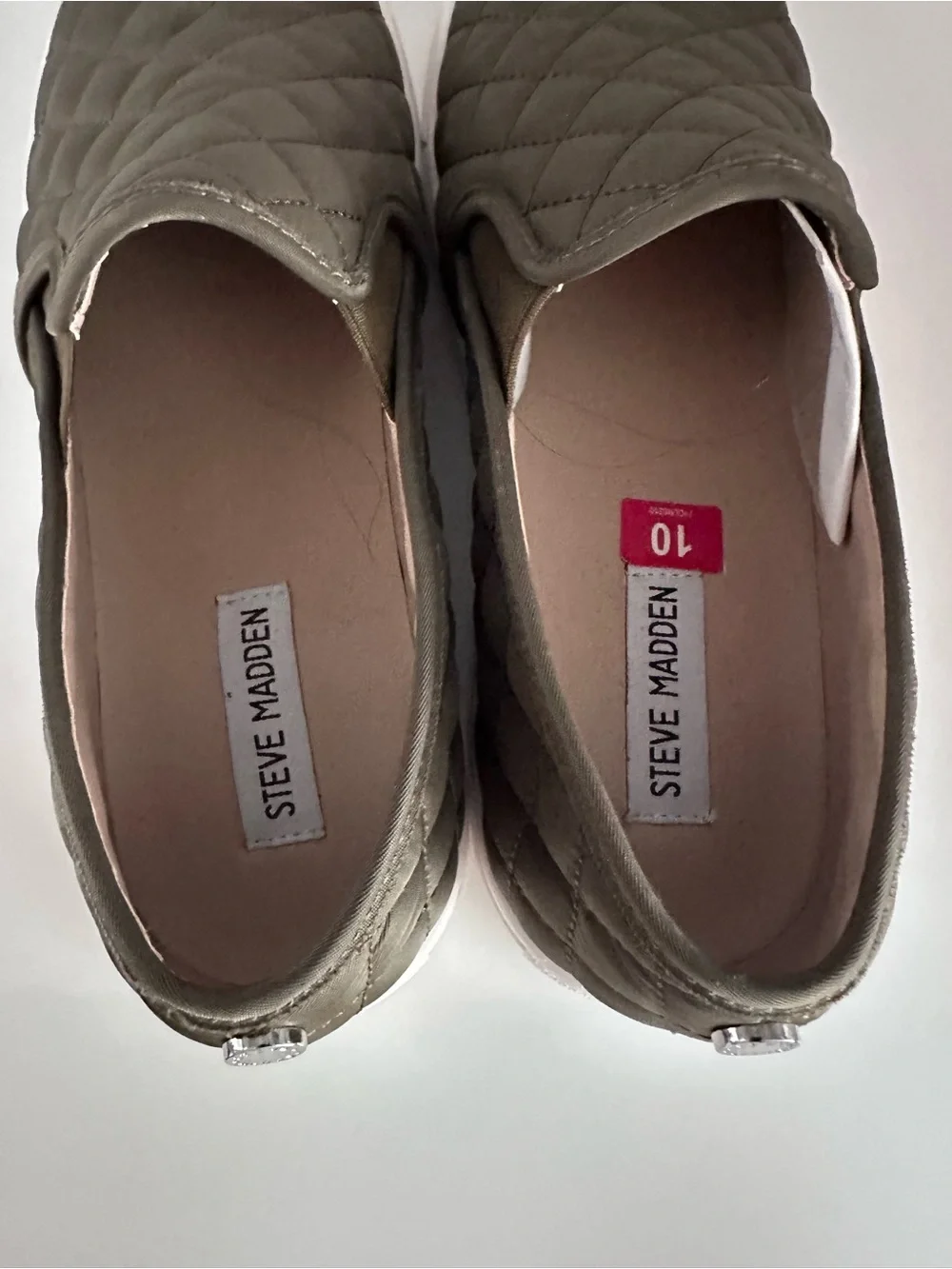 Steve Madden Quilted Slip-On Sneakers in Olive with White Rubber Sole Size 10